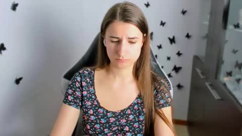 Snapshot of tooboringgirl chatting on 13, 9, 2025 Alisson online show from 13, 9, 2025