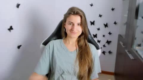 Snapshot of tooboringgirl chatting on 21, 9, 2025 Alisson online show from 21, 9, 2025