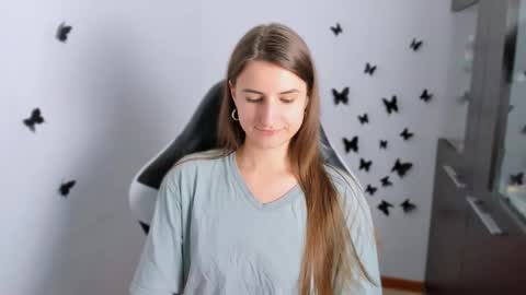 Snapshot of tooboringgirl chatting on 23, 9, 2025 Alisson online show from 23, 9, 2025