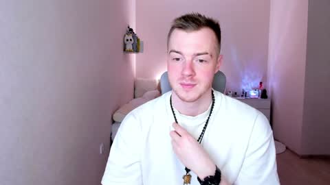 Snapshot of toohornyserj chatting on 1, 2, 2025 toohornyserj online show from 1, 2, 2025