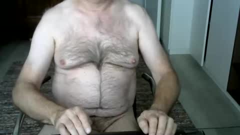 Snapshot of tooohard chatting on 28, 10, 2025 Alex online show from 28, 10, 2025