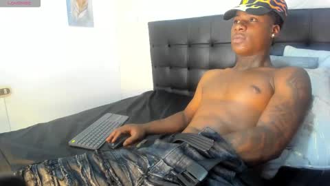 Snapshot of toower_ chatting on 27, 2, 2026 T O W E R online show from 27, 2, 2026