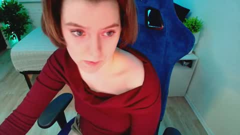 Snapshot of topcranberry chatting on 3, 10, 2025 topcranberry online show from 3, 10, 2025