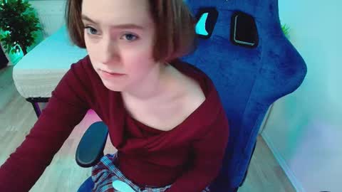 Snapshot of topcranberry chatting on 4, 10, 2025 topcranberry online show from 4, 10, 2025