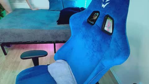 Snapshot of topcranberry chatting on 11, 11, 2025 topcranberry online show from 11, 11, 2025