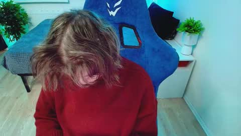 Snapshot of topcranberry chatting on 19, 11, 2025 topcranberry online show from 19, 11, 2025