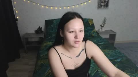 Snapshot of tori_sweet_tori chatting on 5, 7, 2026 Tori online show from 5, 7, 2026