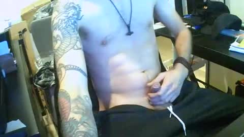 Snapshot of tornado2156 chatting on 18, 11, 2025 Tornado2156 online show from 18, 11, 2025