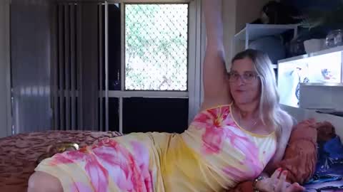 Milly online show from 8, 10, 2025