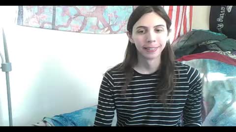 Luna online show from 4, 3, 2025