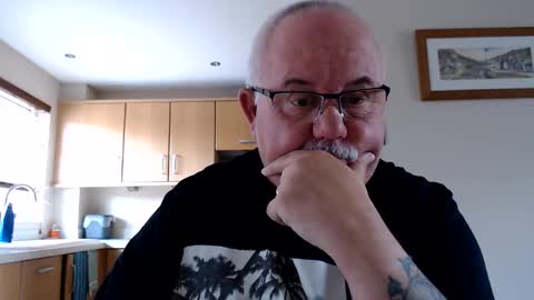 Snapshot of touchwood25 chatting on 5, 6, 2026 TOUCHWOOD25 online show from 5, 6, 2026