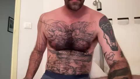 toutsexy online show from 25, 6, 2026