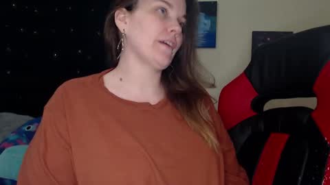 Lilly Miss Mistress Goddess Maam Queen Boss online show from 9, 3, 2025