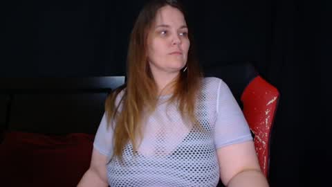 Lilly Miss Mistress Goddess Maam Queen Boss online show from 17, 4, 2026