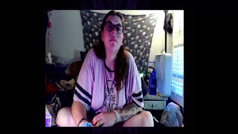 Toxiclove1311 online show from 15, 11, 2025