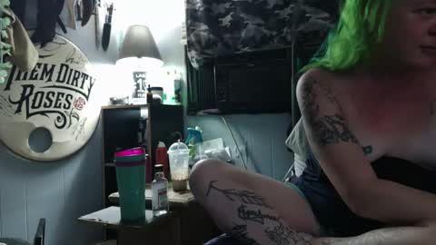 Snapshot of toxictemptress420 chatting on 16, 1, 2026 ToxicTemptress420 online show from 16, 1, 2026