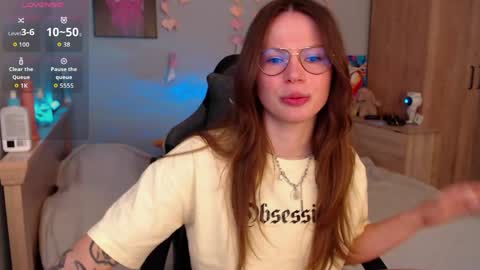 toxkiss online show from 4, 6, 2026
