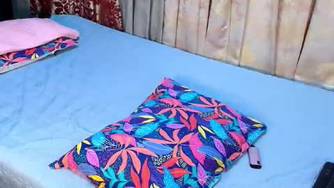 Gigi online show from 10, 3, 2026