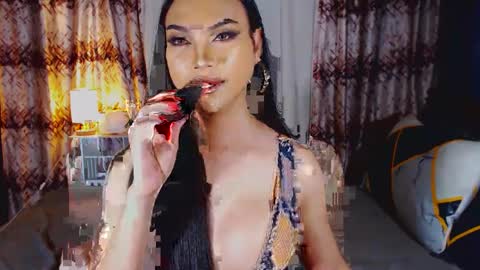 Snapshot of transuniverseph chatting on 24, 1, 2025 TransUNIVERSEph online show from 24, 1, 2025