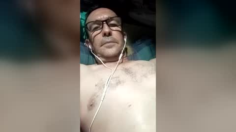 Snapshot of travieso777777 chatting on 3, 8, 2026 travieso777777 online show from 3, 8, 2026