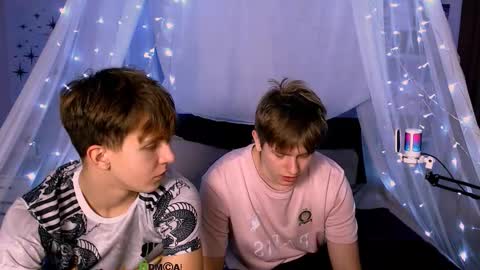 Travis online show from 1, 10, 2025