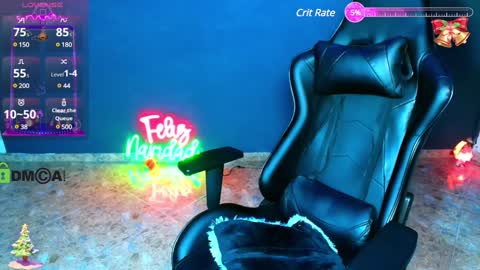 Snapshot of travisdiamonds chatting on 25, 12, 2024 TRAVIS. online show from 25, 12, 2024