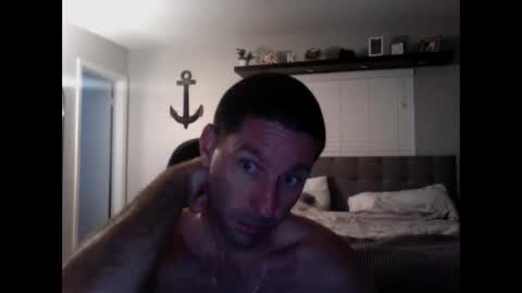 TravisKenn online show from 18, 12, 2024