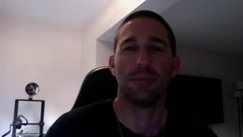 TravisKenn online show from 10, 3, 2025