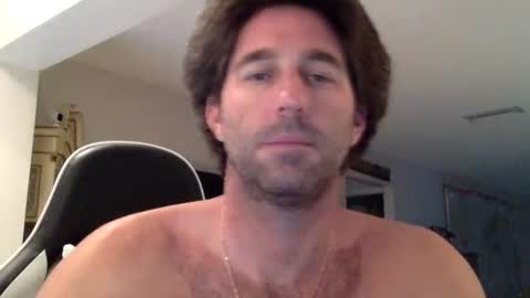 TravisKenn online show from 23, 10, 2025