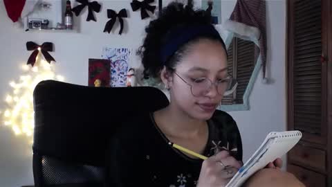 Emily online show from 4, 12, 2024