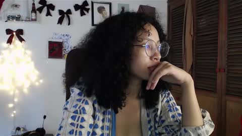 Emily online show from 19, 12, 2024