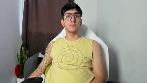 Trebol Lynn online show from 16, 12, 2025