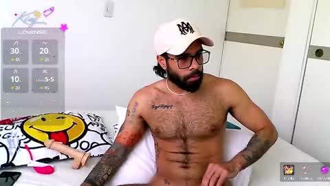 Hunter man online show from 29, 7, 2026