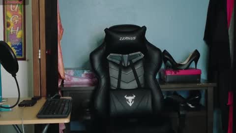 TreeJeanne online show from 3, 10, 2025