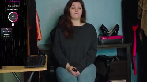 TreeJeanne online show from 27, 10, 2025