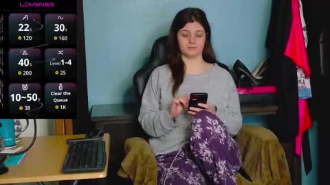 TreeJeanne online show from 2, 12, 2025