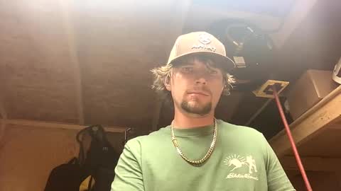 Snapshot of treeman817 chatting on 22, 3, 2026 treeman817 online show from 22, 3, 2026