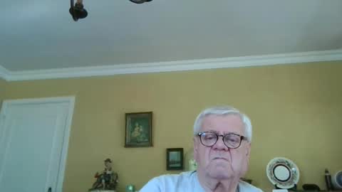 Snapshot of trekbeestje1 chatting on 16, 5, 2026 trekbeestje online show from 16, 5, 2026