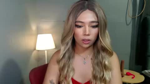 trexie_fucks15 online show from 7, 10, 2025