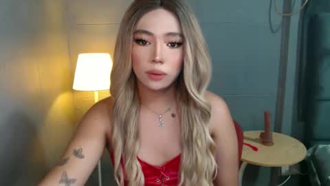 trexie_fucks15 online show from 2, 11, 2025