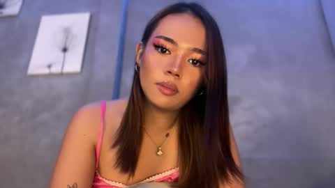 trexie_fucks15 online show from 25, 5, 2026