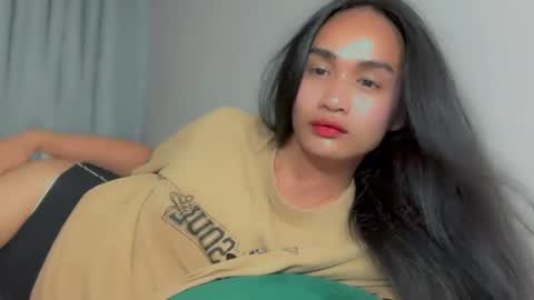 LOML online show from 12, 4, 2026