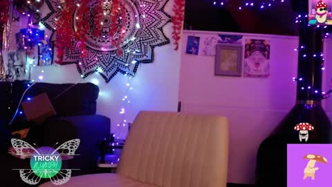 Cassie online show from 3, 10, 2025