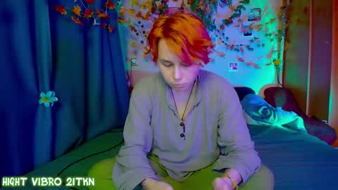 Snapshot of trickykitsune chatting on 27, 11, 2025 trickykitsune online show from 27, 11, 2025