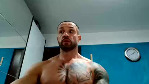 Snapshot of tridentmuscles chatting on 1, 10, 2025 tridentmuscles online show from 1, 10, 2025