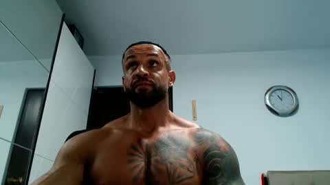 Snapshot of tridentmuscles chatting on 4, 11, 2025 tridentmuscles online show from 4, 11, 2025