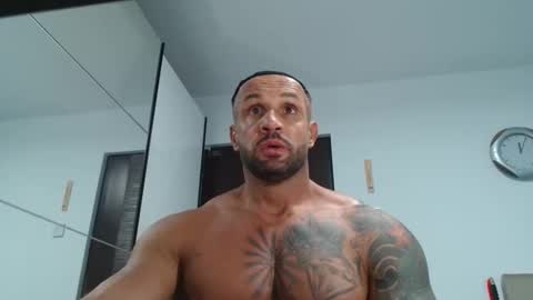 Snapshot of tridentmuscles chatting on 2, 12, 2025 tridentmuscles online show from 2, 12, 2025