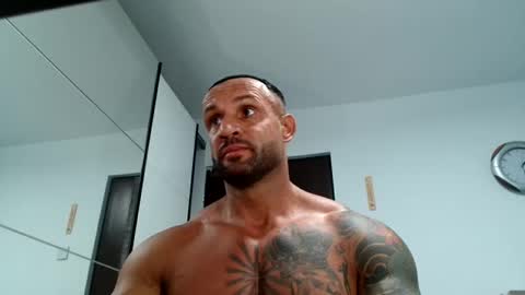 Snapshot of tridentmuscles chatting on 3, 12, 2025 tridentmuscles online show from 3, 12, 2025