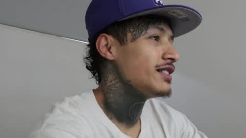 - trieone online show from 28, 1, 2025