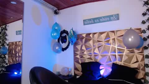 trinity_knox online show from 16, 9, 2025